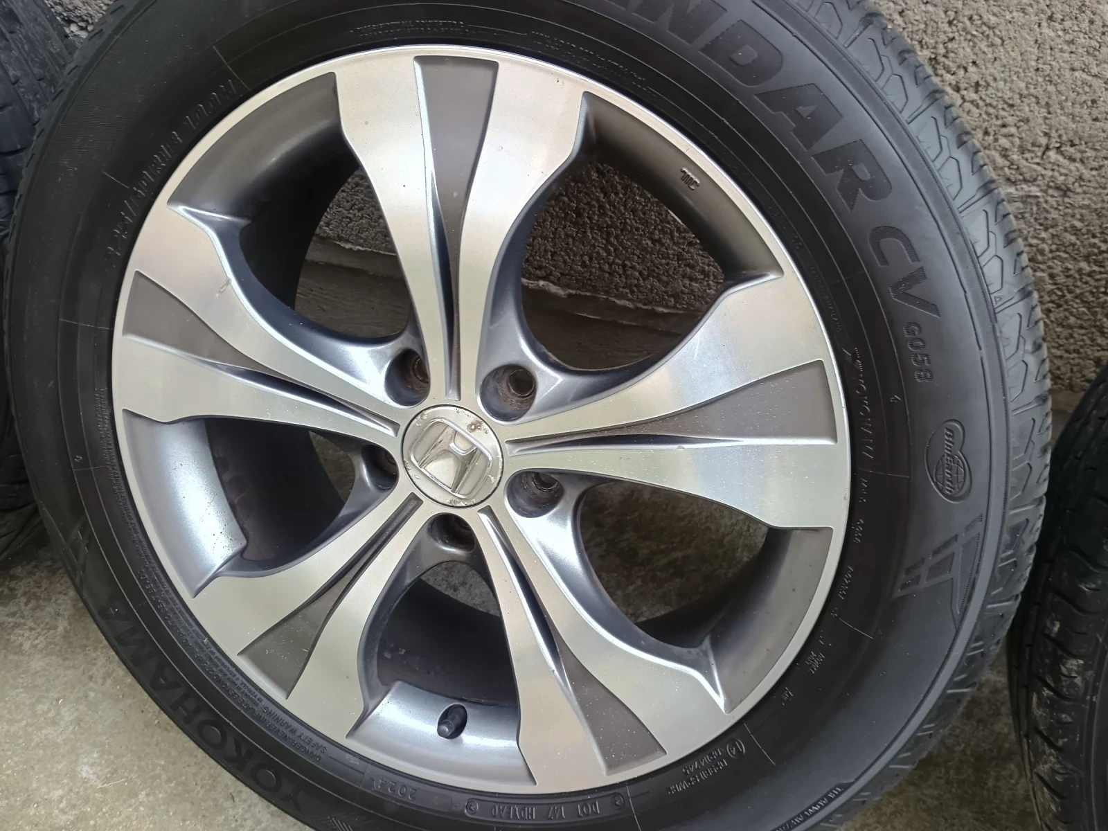 ���� � ������ 225/60R18 �� Honda Cr-v | Mobile.bg � ����������� 4