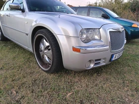 Chrysler 300c, снимка 2