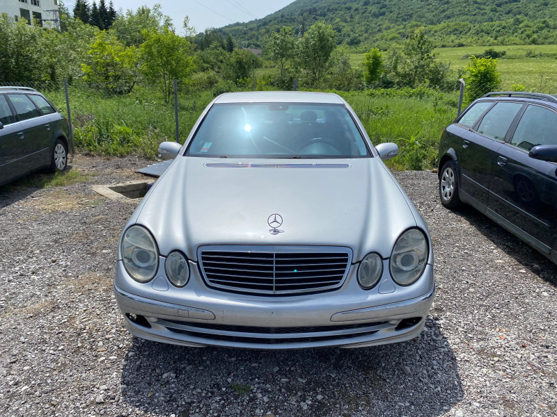 Mercedes-Benz E 220 E220 cdi, снимка 3 - Автомобили и джипове - 45953902