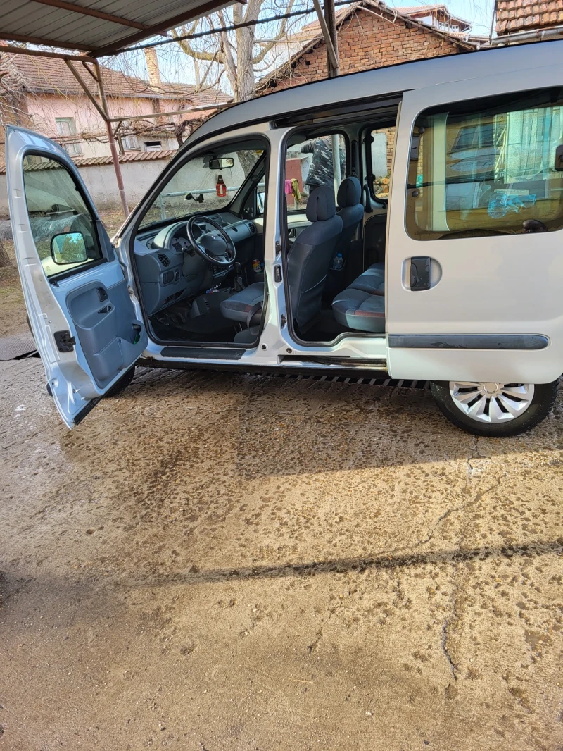 Renault Kangoo, снимка 1 - Автомобили и джипове - 48000916