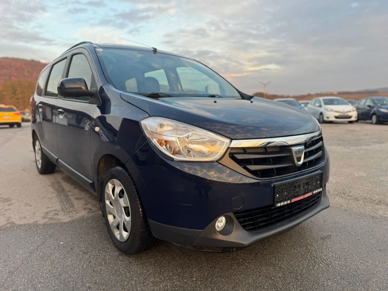 Dacia Lodgy 1.2TCe, снимка 2 - Автомобили и джипове - 48178396