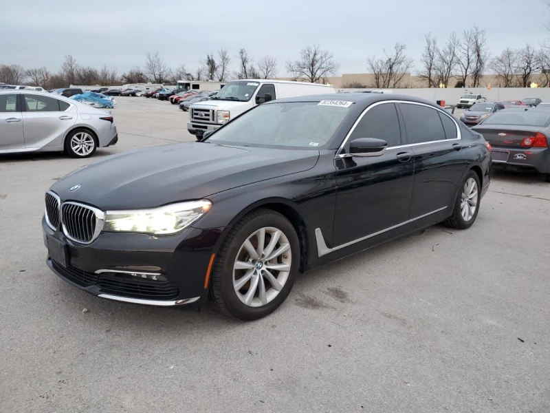 BMW 740 XDRIVE пано* памет* Камера* подгрев* , снимка 1 - Автомобили и джипове - 48416716