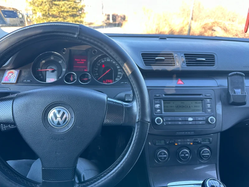 VW Passat 1.9TDI , снимка 8 - Автомобили и джипове - 48510963