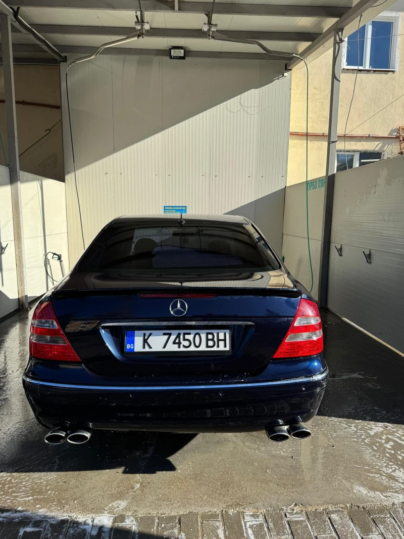 Mercedes-Benz E 240, снимка 6 - Автомобили и джипове - 48916276