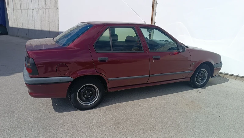 Renault 19 SHAMADE, снимка 7 - Автомобили и джипове - 49561936