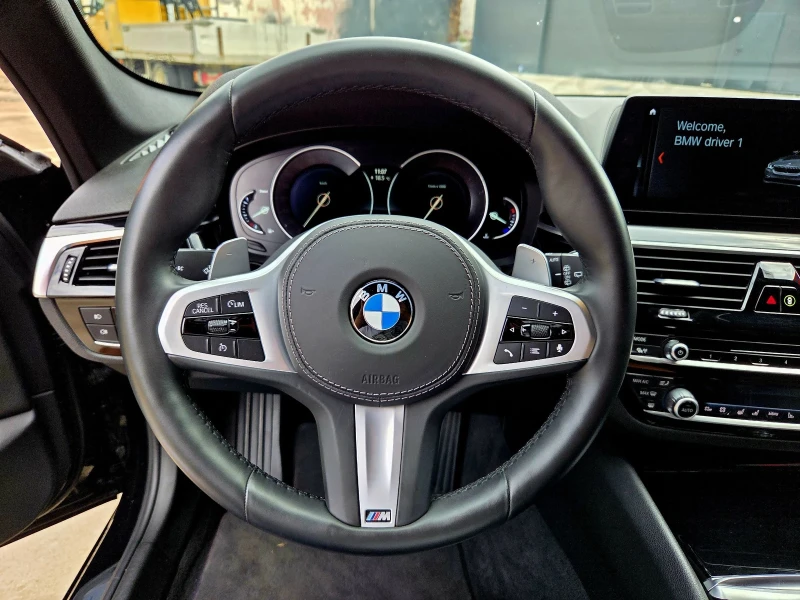 BMW 530 Xd M-pack, снимка 10 - Автомобили и джипове - 51214903