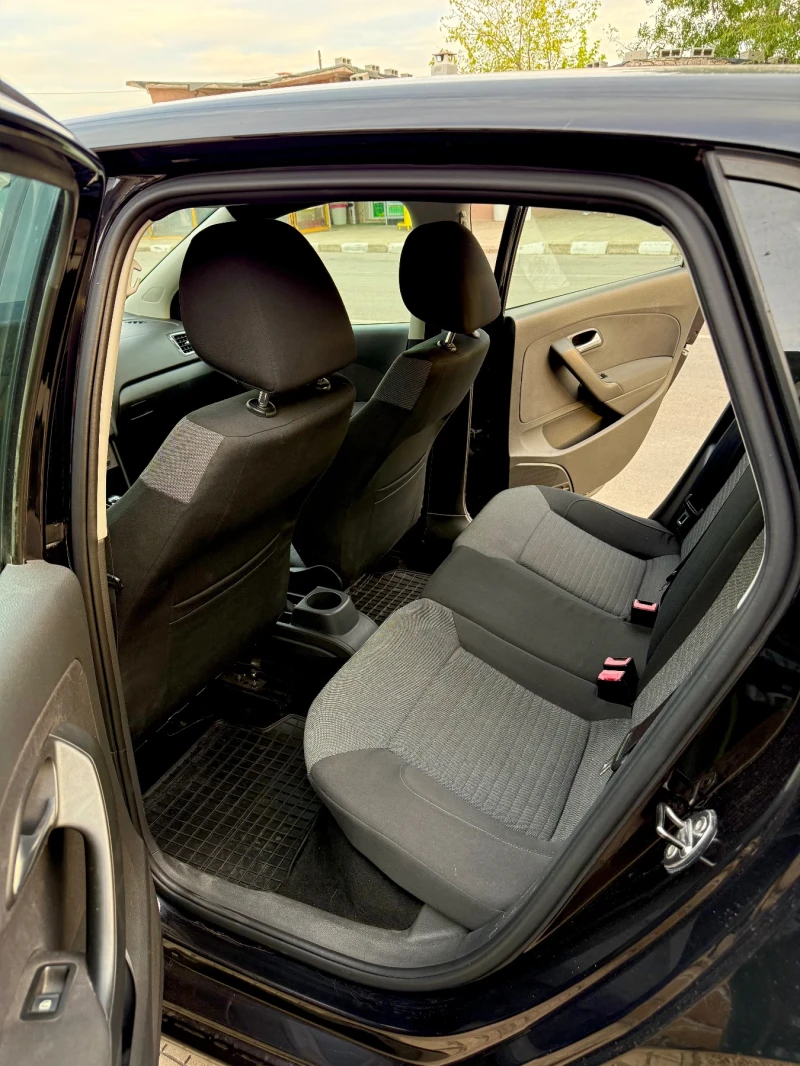 VW Polo, снимка 12 - Автомобили и джипове - 51550615