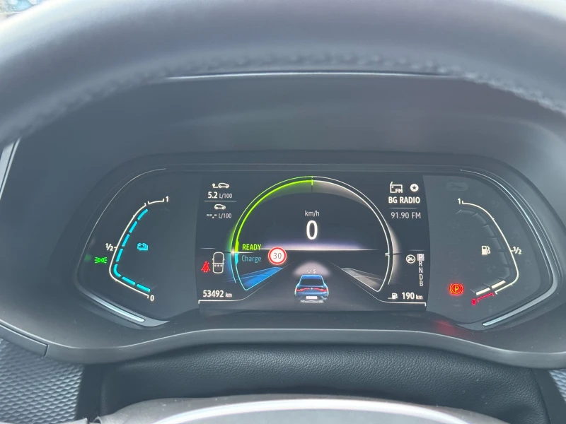 Renault Arkana 1.6 e-TECH Hybrid Auto, снимка 11 - Автомобили и джипове - 52374589