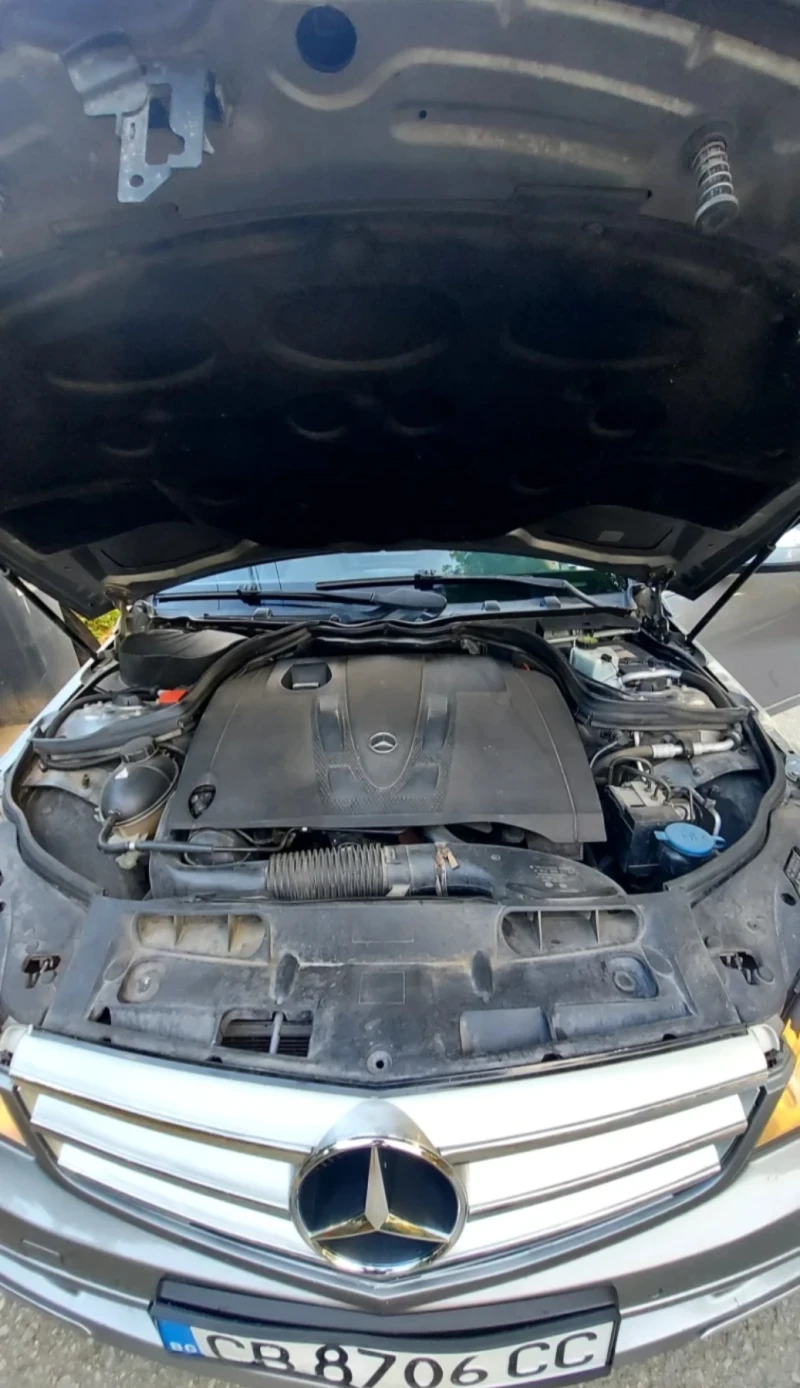 Mercedes-Benz C 220, снимка 8 - Автомобили и джипове - 52676293