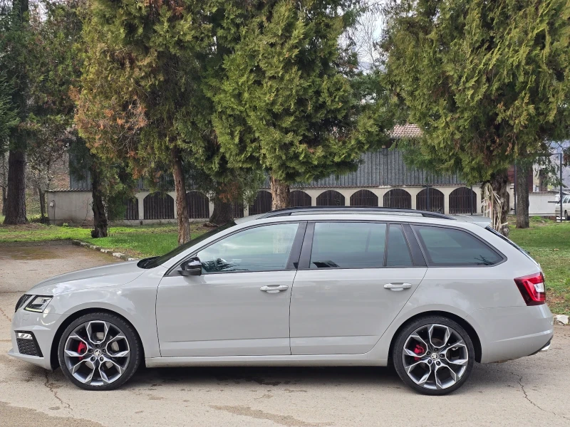 Skoda Octavia 2.0tDi VRS 4Х4 ШВЕЙЦАРИЯ , снимка 8 - Автомобили и джипове - 52689937