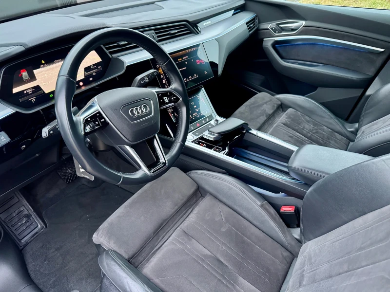 Audi E-Tron Audi E-Tron , снимка 10 - Автомобили и джипове - 53215835