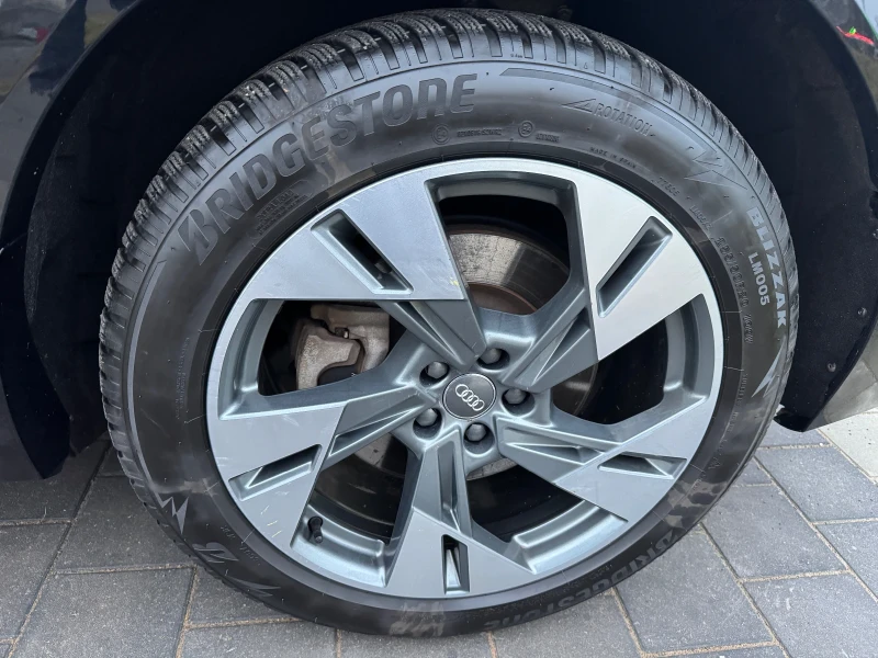 Audi E-Tron Audi E-Tron , снимка 12 - Автомобили и джипове - 53215835