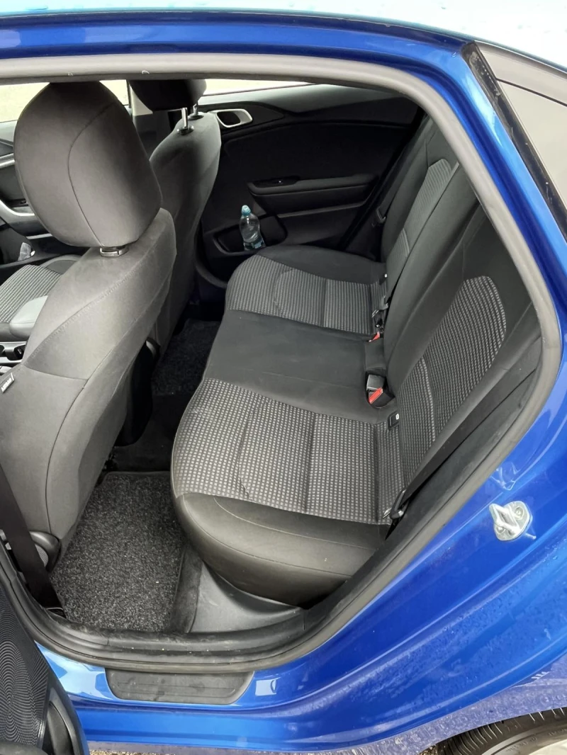 Kia Ceed, снимка 10 - Автомобили и джипове - 53219774