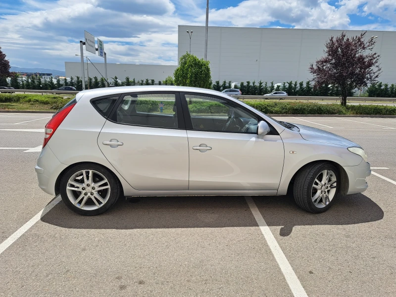 Hyundai I30 2.0i 143 hp - 9500 лв. / 4857.27 € - 75814034 1