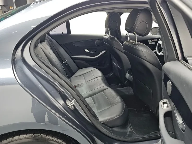 Mercedes-Benz C 200 САМО 30% АВАНС, снимка 12 - Автомобили и джипове - 55947069
