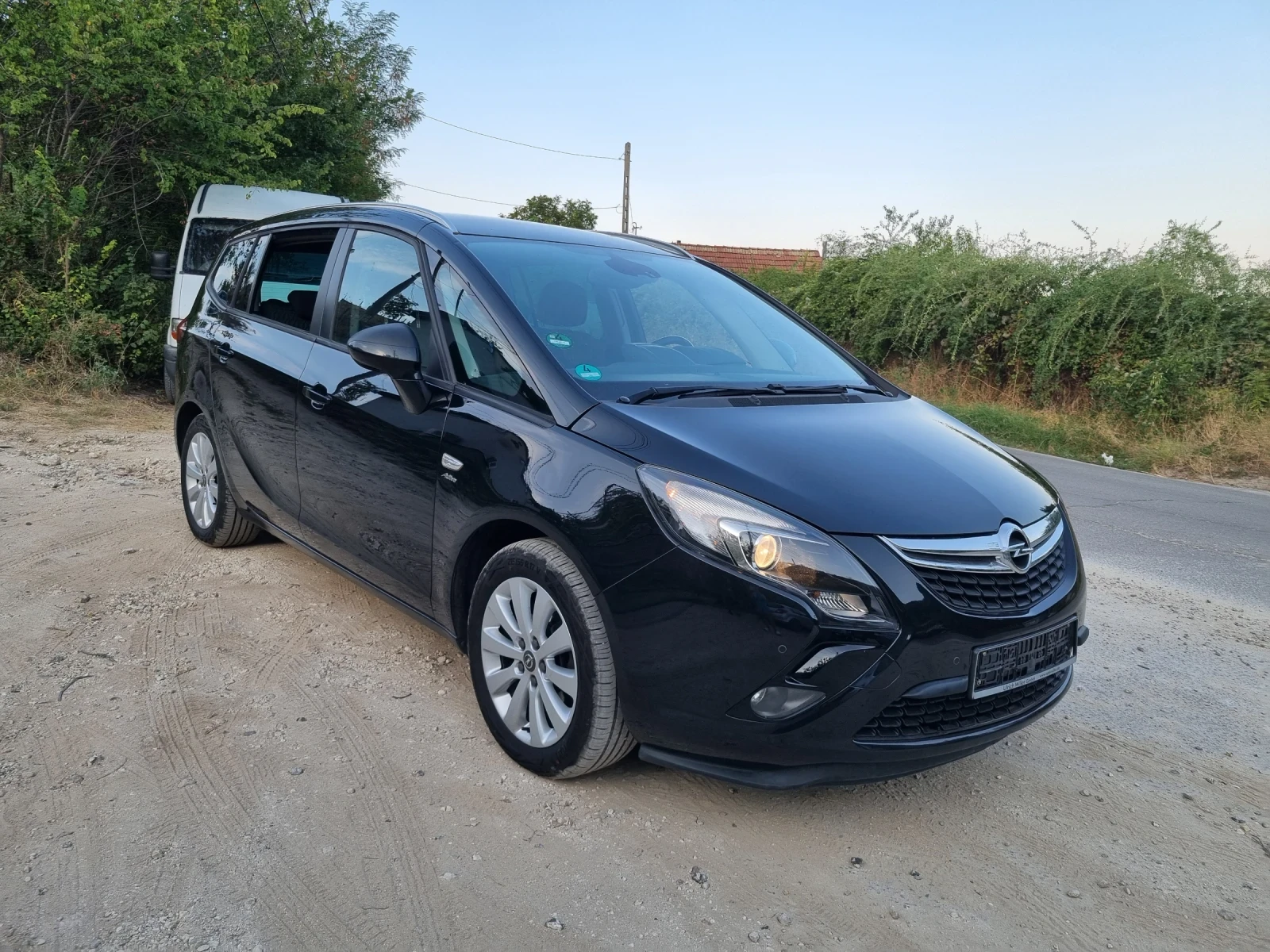 Opel Zafira  - изображение 2