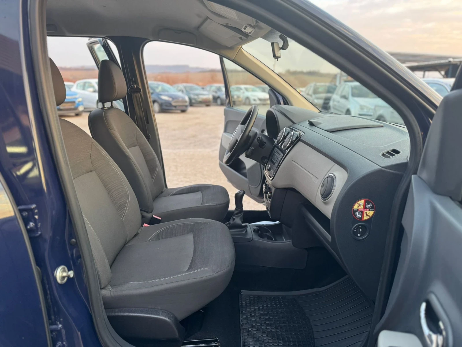Dacia Lodgy 1.2TCe | Mobile.bg — изображение 13
