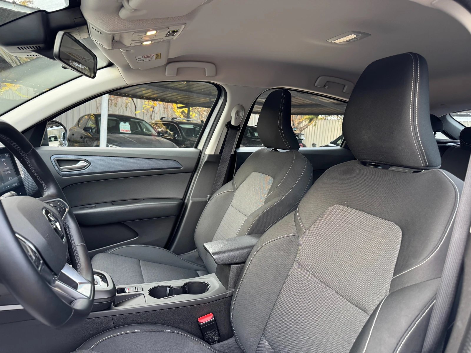 Renault Arkana 1.6 e-TECH Hybrid Auto - изображение 8