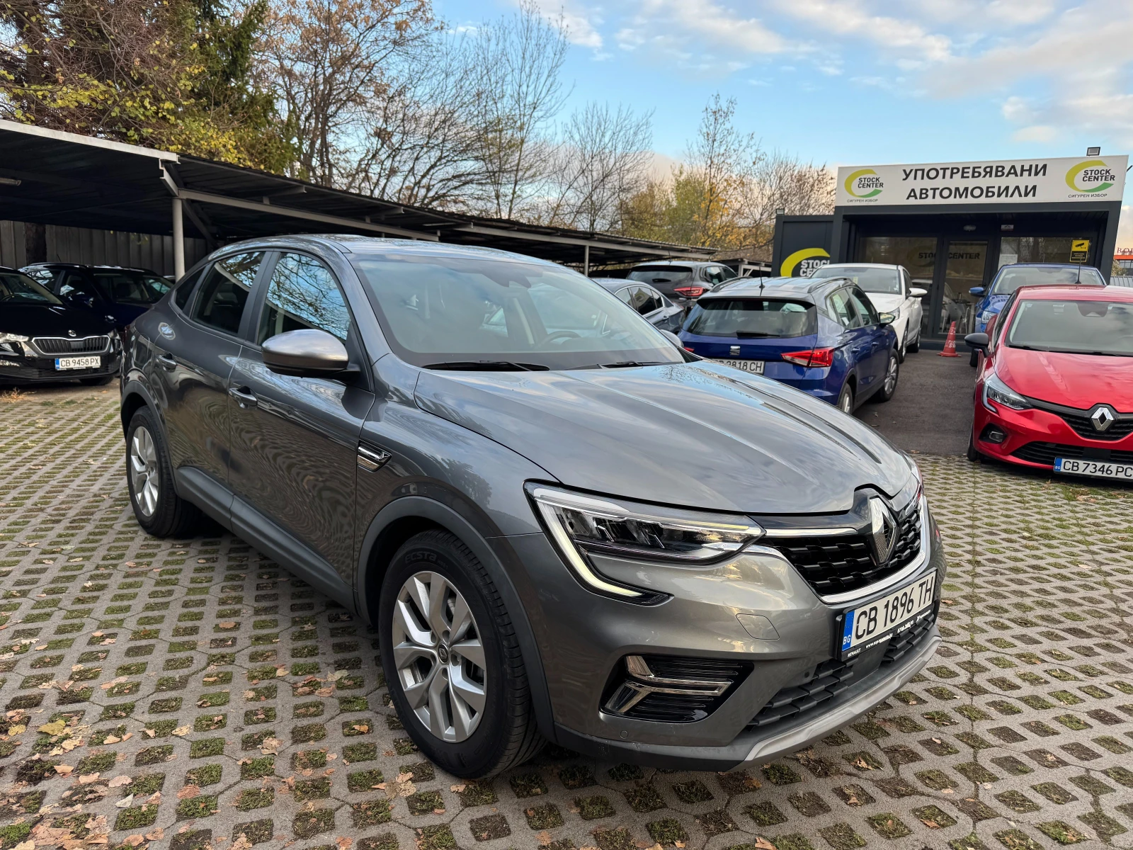 Renault Arkana 1.6 e-TECH Hybrid Auto - изображение 3