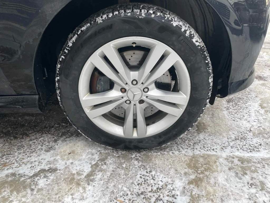 Mercedes-Benz ML 550 * CARFAX * БЕЗ ПЪРВОНАЧАЛНА ВНОСКА - изображение 7