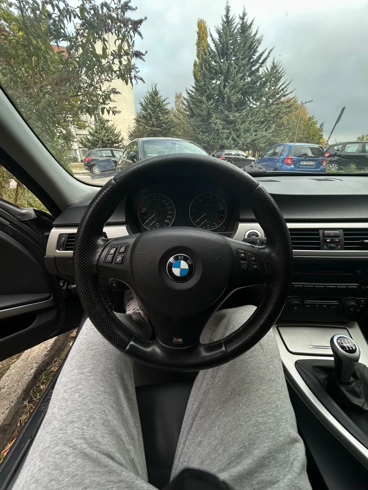 BMW 320  - изображение 2