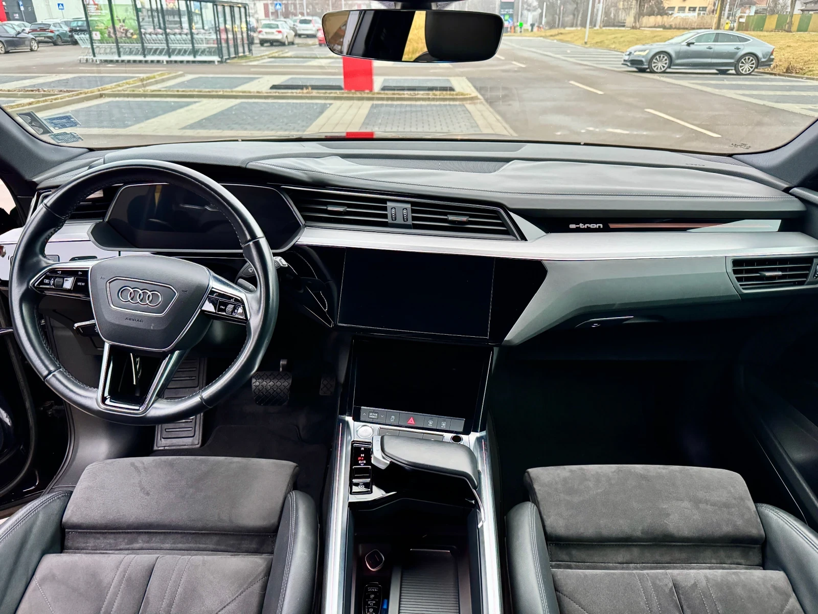 Audi E-Tron Audi E-Tron  - изображение 8