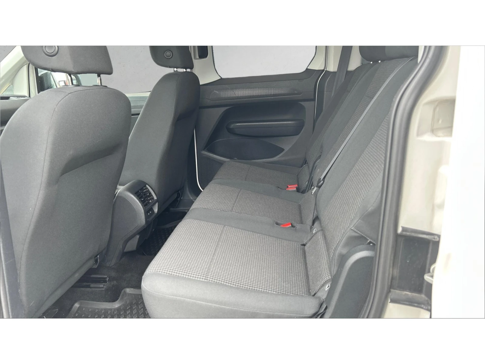 VW Caddy VW Caddy 1.5 TSi   N1 / 4+ 1 , Месечна вноска от 2, снимка 12 - Автомобили и джипове - 54221374