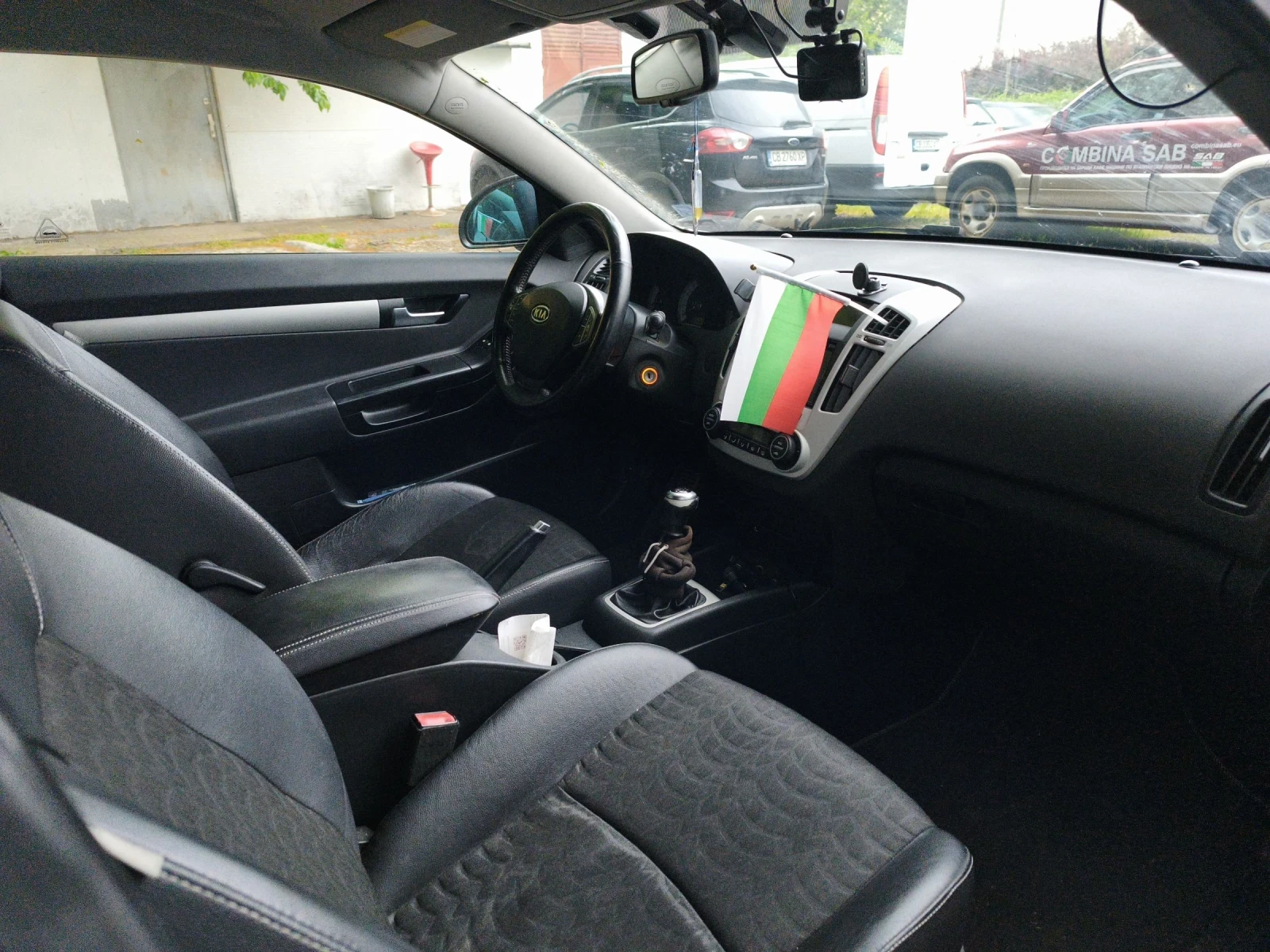 Kia Ceed, снимка 6 - Автомобили и джипове - 54436244