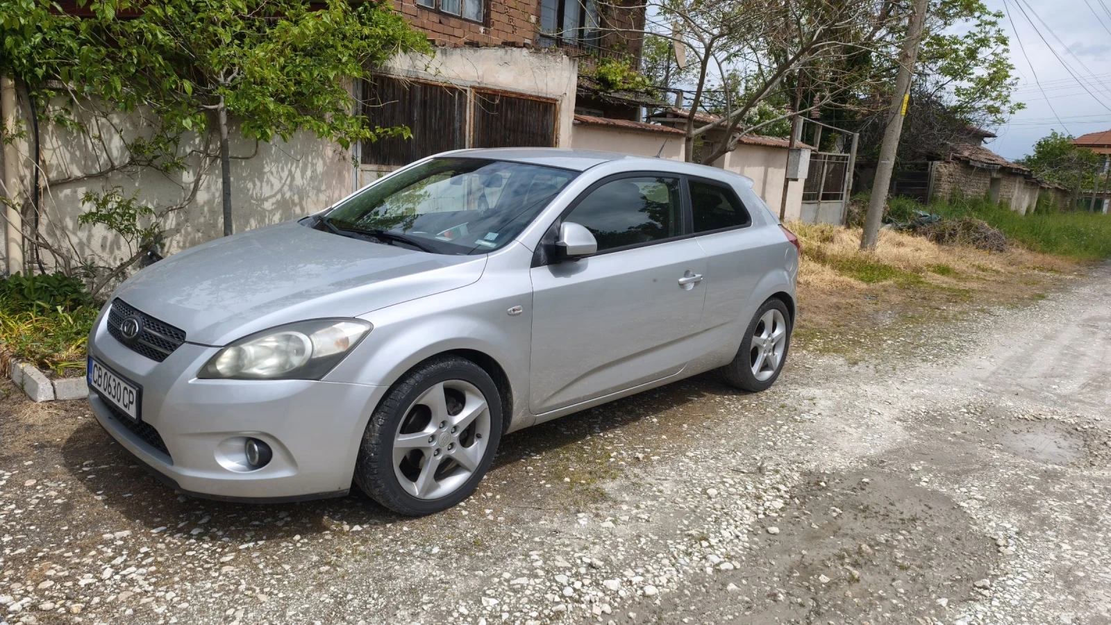 Kia Ceed, снимка 2 - Автомобили и джипове - 54436244