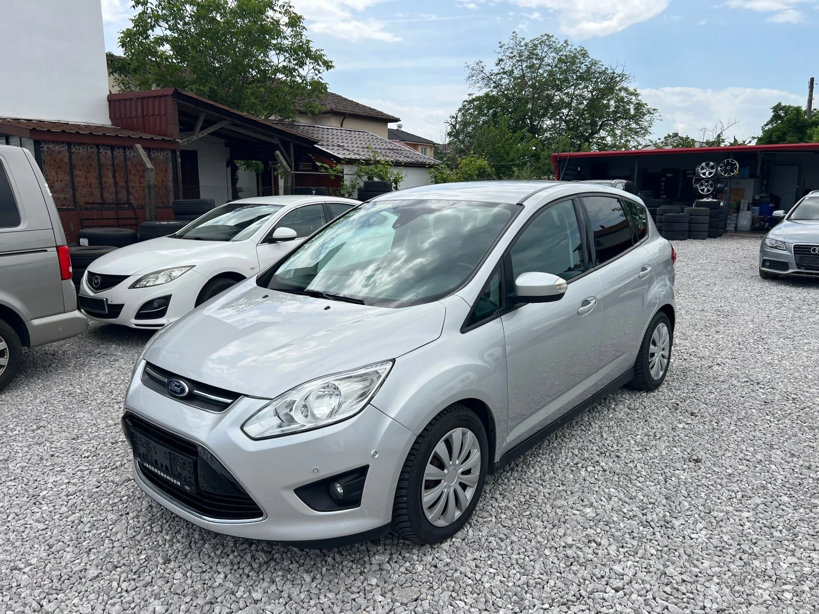 Ford C-max 1.0 101коня 2015 година нов внос Австрия, снимка 3 - Автомобили и джипове - 54505299