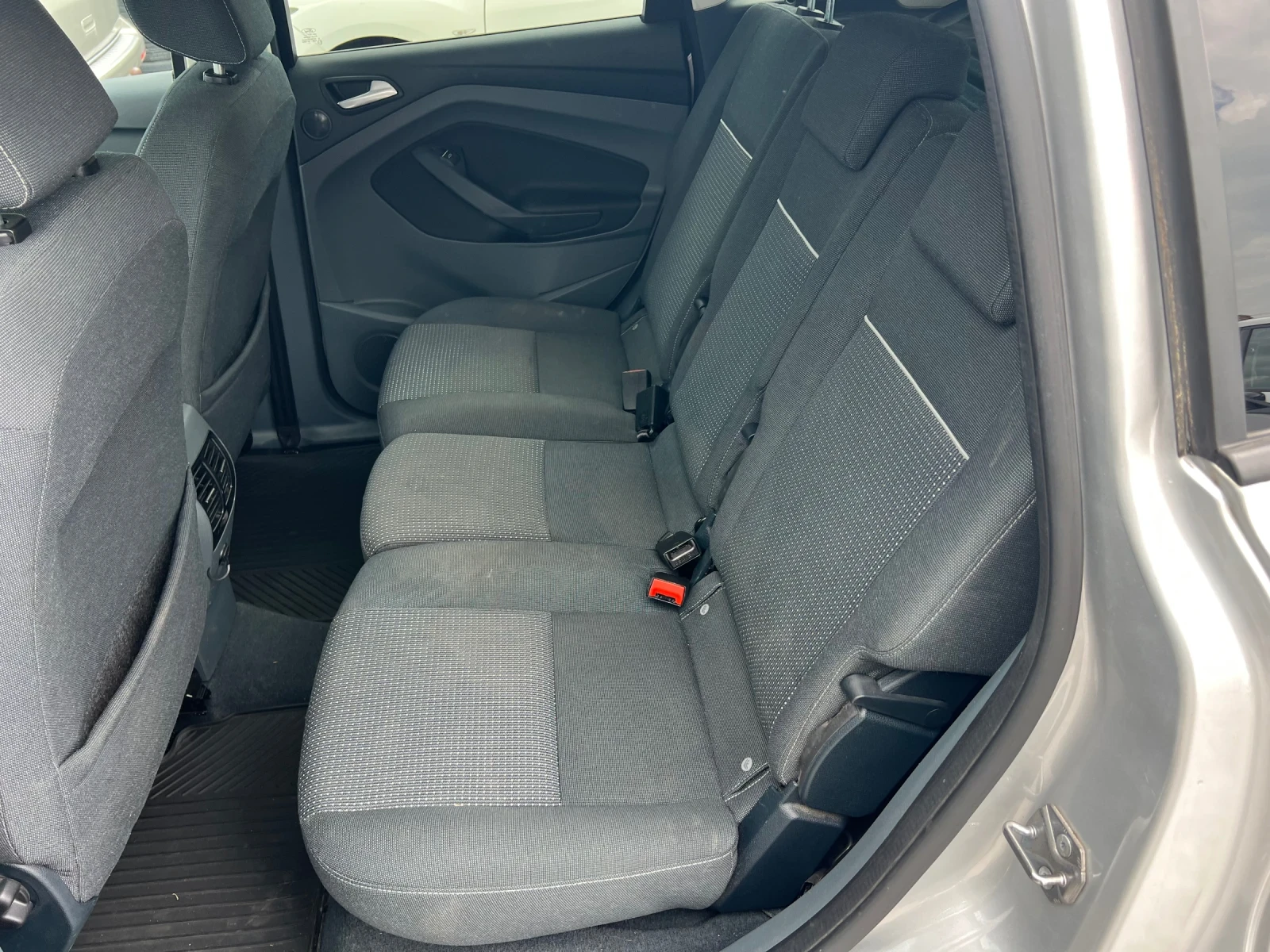 Ford C-max 1.0 101коня 2015 година нов внос Австрия, снимка 9 - Автомобили и джипове - 54505299