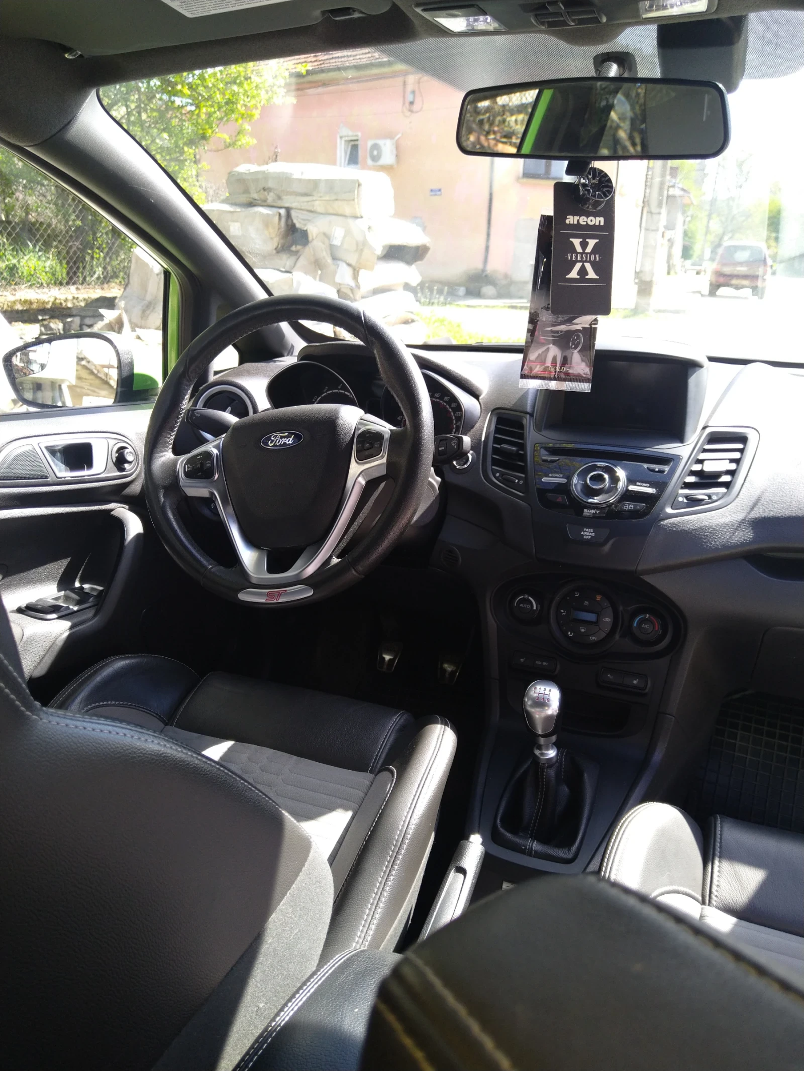 Ford Fiesta Ст 250к, снимка 5 - Автомобили и джипове - 54550647