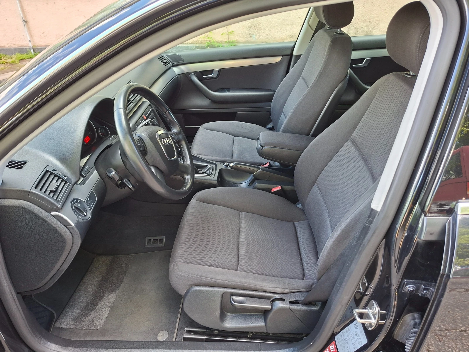 Audi A4 2, 0TDI* 4x4* , снимка 9 - Автомобили и джипове - 54596856