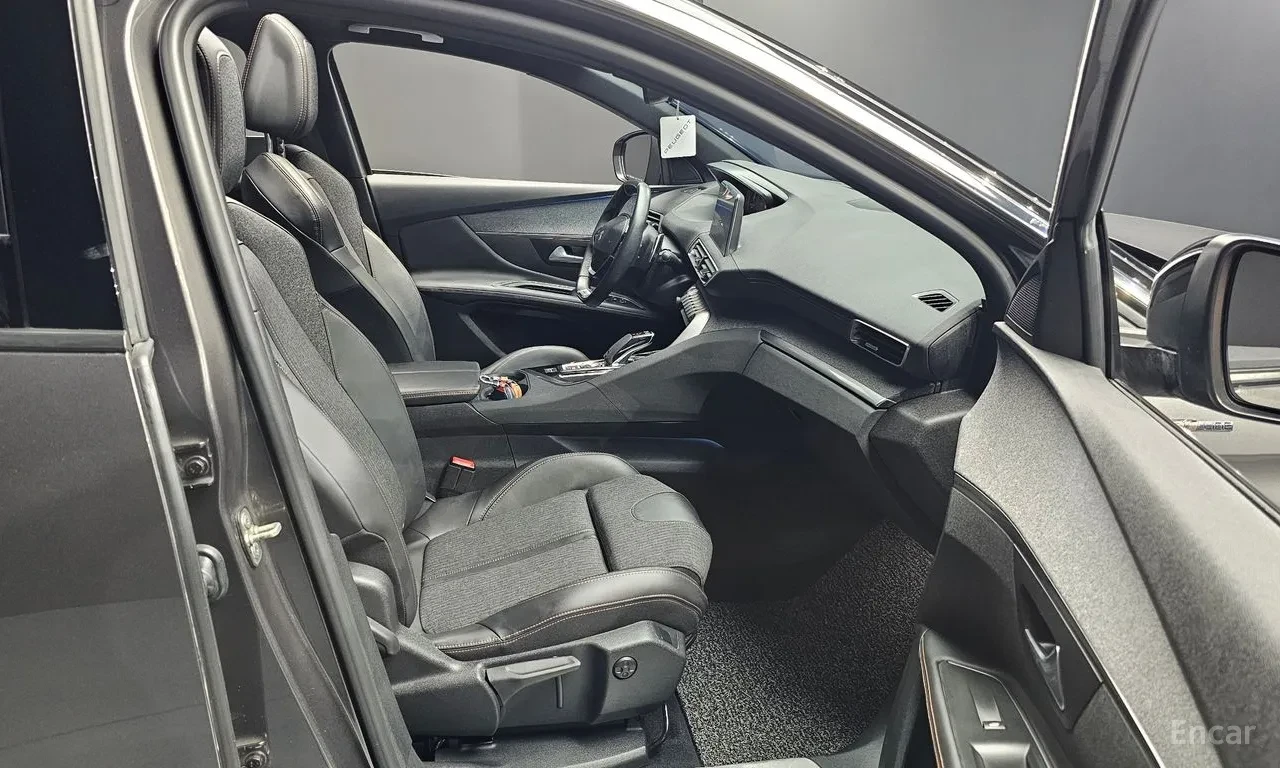 Peugeot 3008 2nd Generation 1.5 BlueHDi, снимка 9 - Автомобили и джипове - 54957204