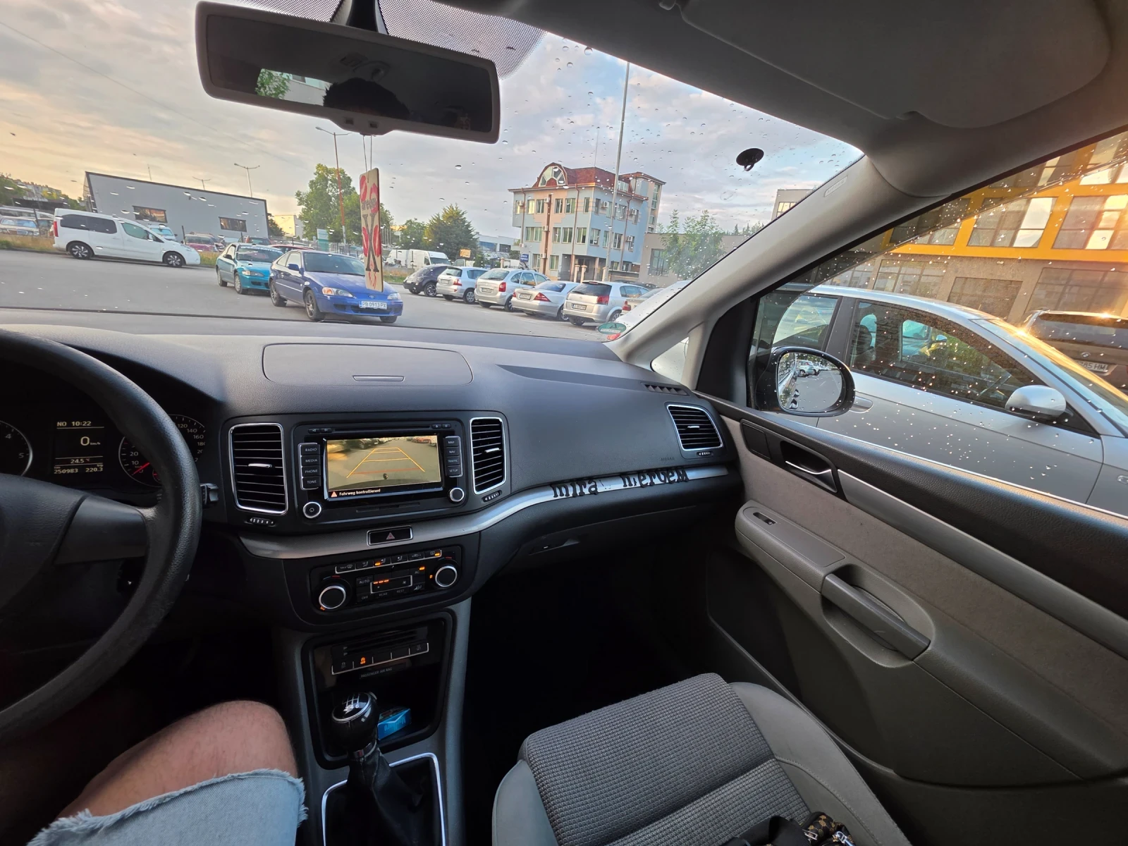 VW Sharan, снимка 4 - Автомобили и джипове - 55192294