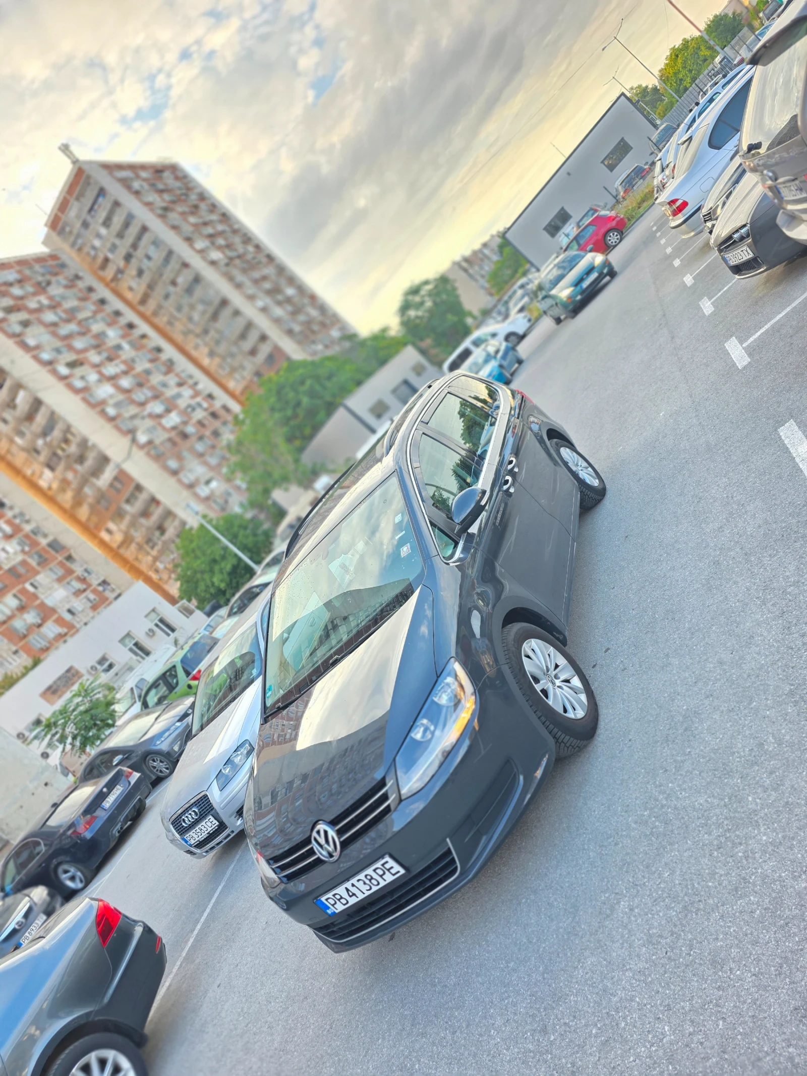 VW Sharan, снимка 2 - Автомобили и джипове - 55192294