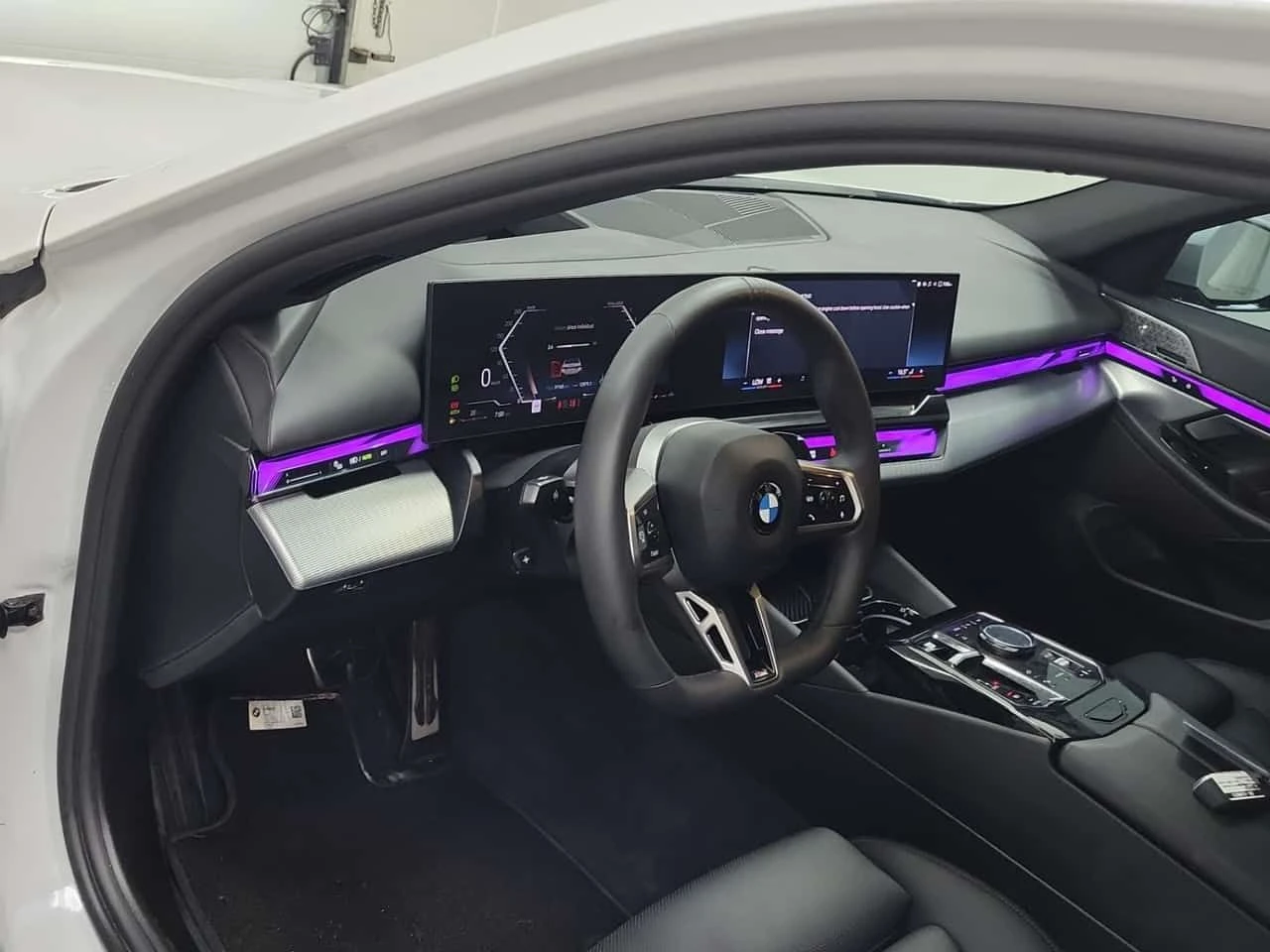BMW 530 * 530I XDRIVE * АВТОКРЕДИТ БЕЗ ПЪРВОНАЧАЛНА ВНОСКА, снимка 10 - Автомобили и джипове - 55621394