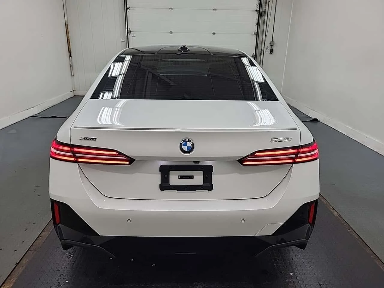 BMW 530 * 530I XDRIVE * АВТОКРЕДИТ БЕЗ ПЪРВОНАЧАЛНА ВНОСКА, снимка 17 - Автомобили и джипове - 55621394