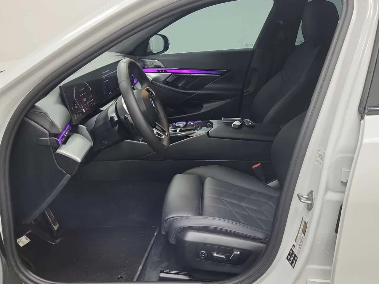 BMW 530 * 530I XDRIVE * АВТОКРЕДИТ БЕЗ ПЪРВОНАЧАЛНА ВНОСКА, снимка 5 - Автомобили и джипове - 55621394