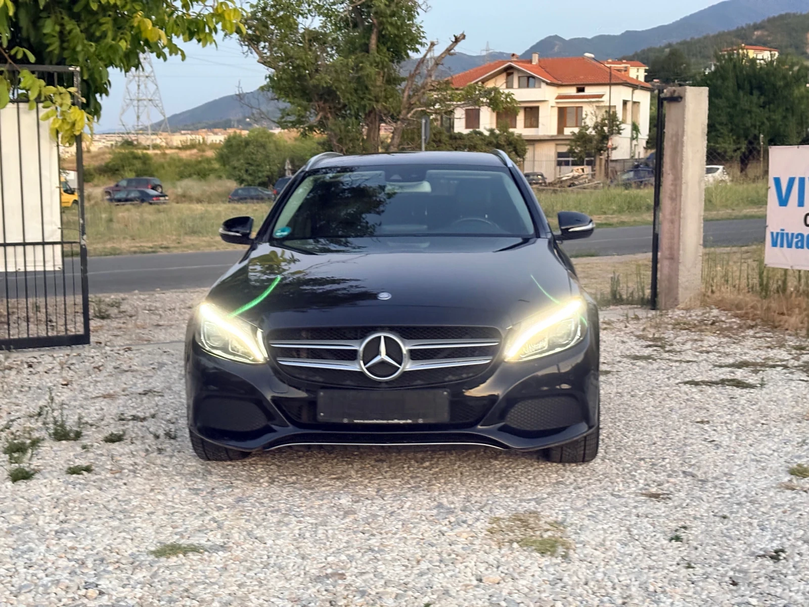 Mercedes-Benz C 220 Blutec Ръчка Сервизна История 215000 км, снимка 6 - Автомобили и джипове - 55637700