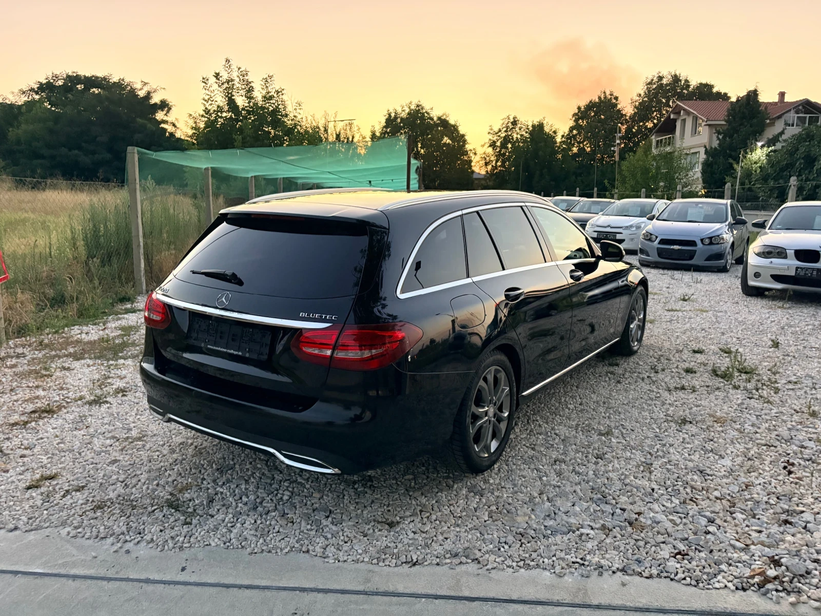 Mercedes-Benz C 220 Blutec Ръчка Сервизна История 215000 км, снимка 11 - Автомобили и джипове - 55637700