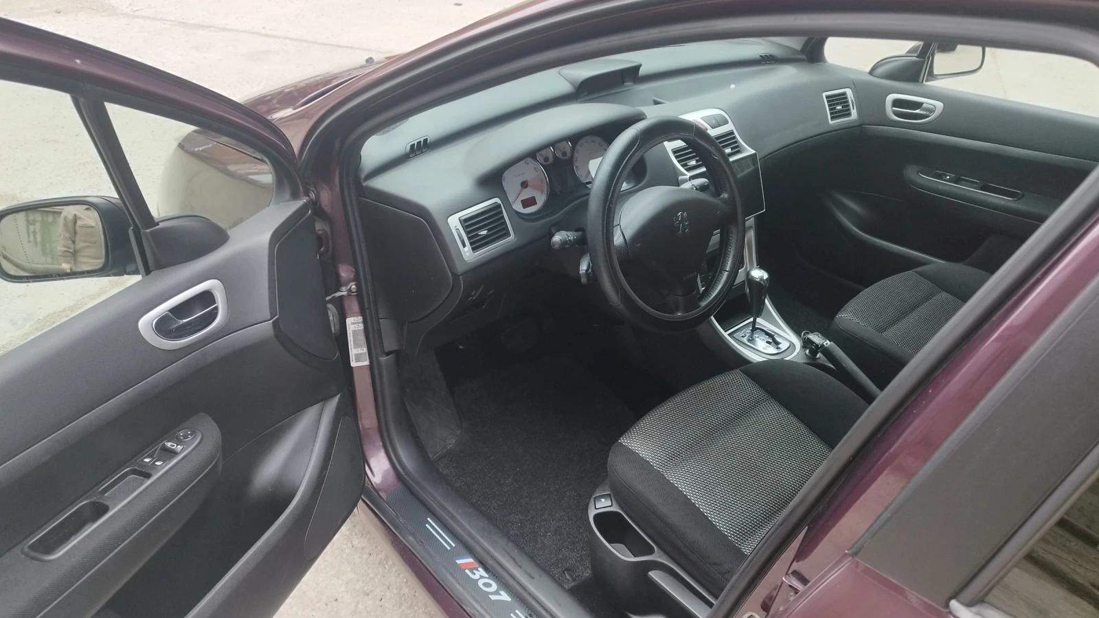 Peugeot 307, снимка 6 - Автомобили и джипове - 55680210