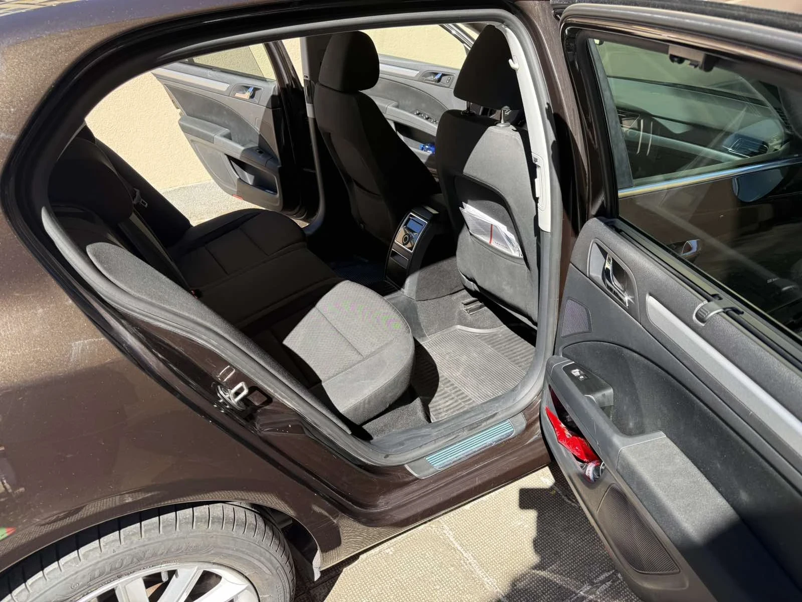 Skoda Superb, снимка 10 - Автомобили и джипове - 56006866