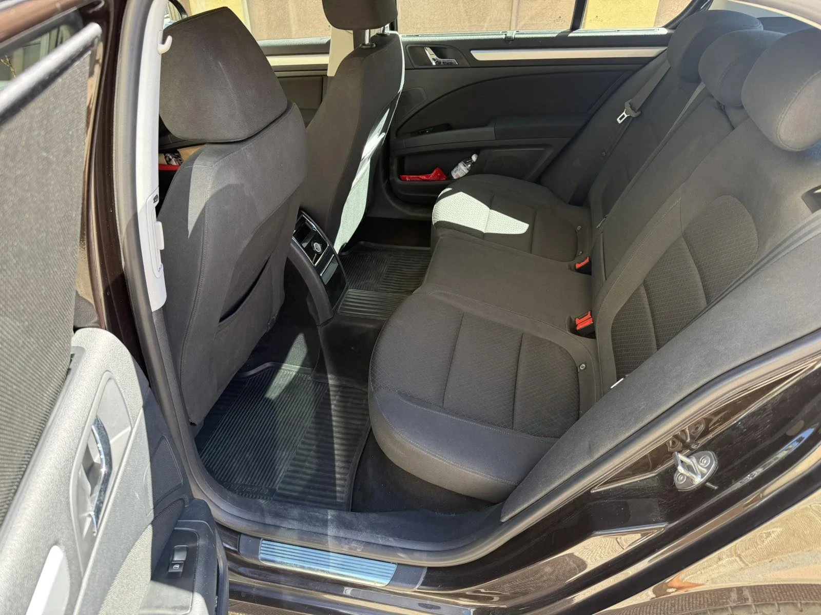 Skoda Superb, снимка 17 - Автомобили и джипове - 56006866