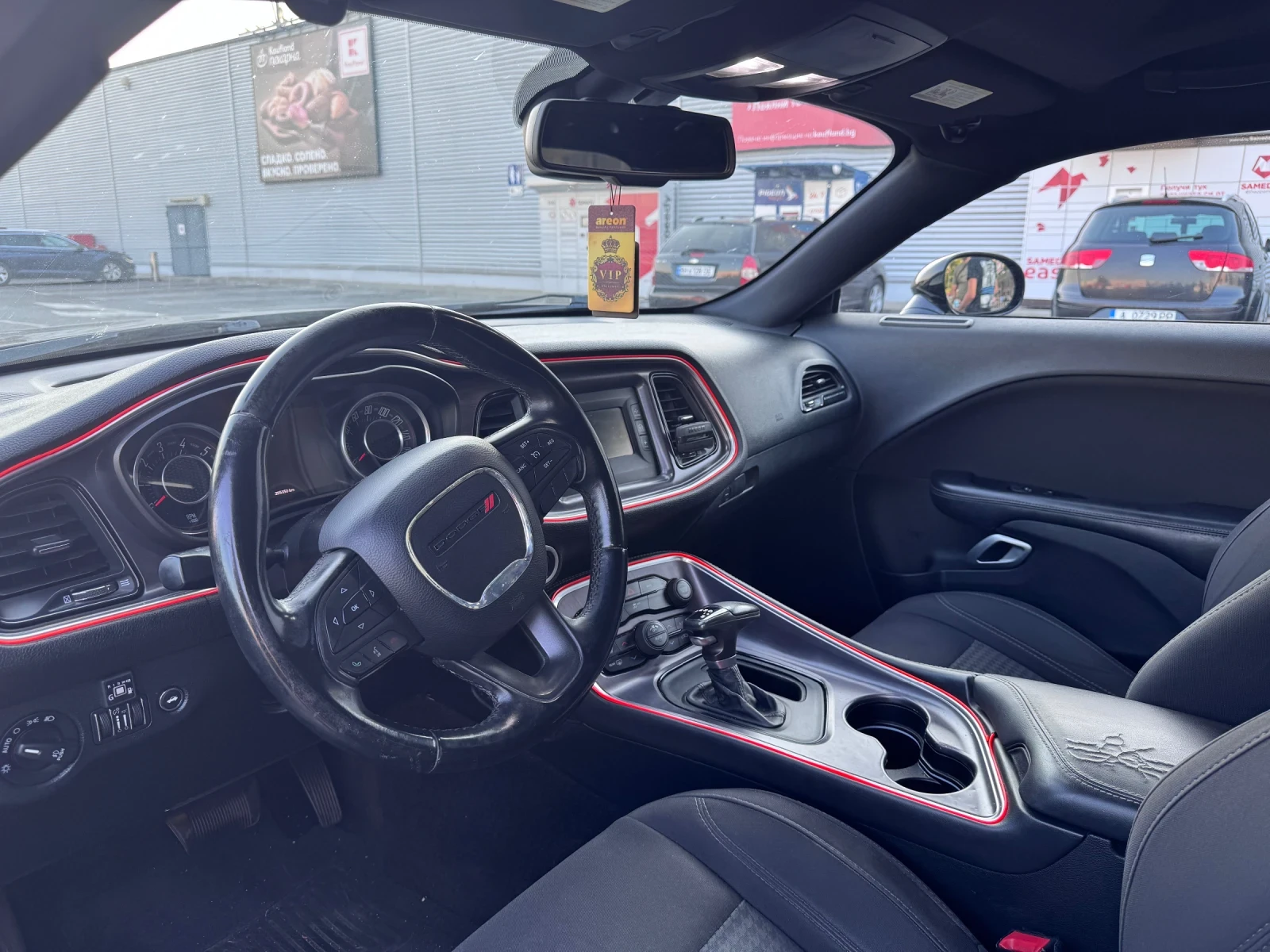 Dodge Challenger 5.7 RT, снимка 10 - Автомобили и джипове - 56187036