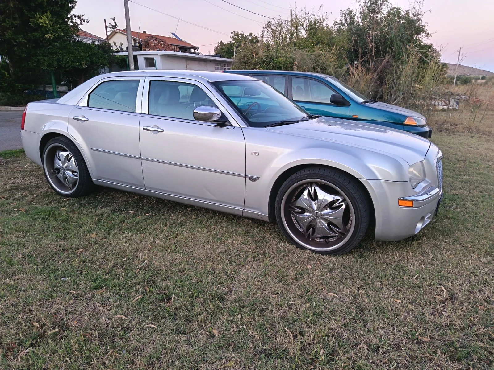 Chrysler 300c, снимка 3 - Автомобили и джипове - 56300707
