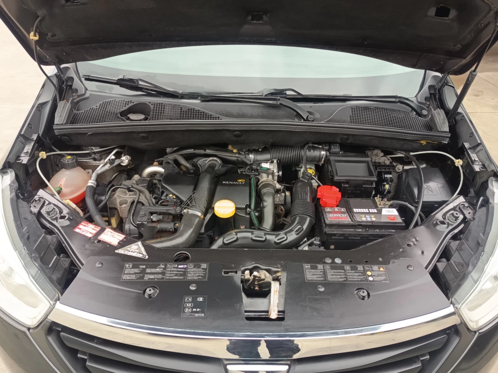 Dacia Lodgy 1.5dci, снимка 13 - Автомобили и джипове - 56522442