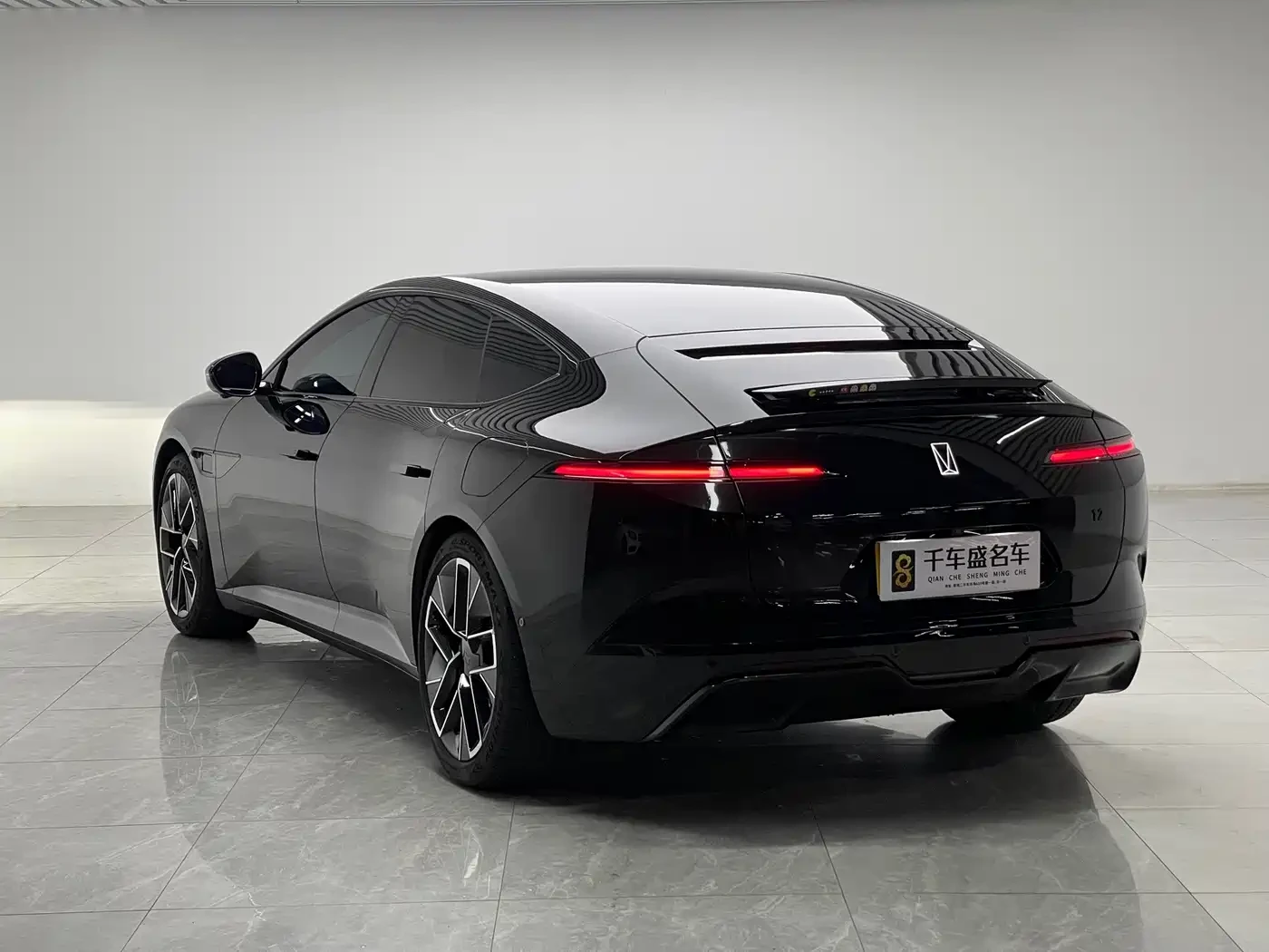 Avatr 12 650 Triple Laser AWD Performance Edition | Mobile.bg � ����������� 6
