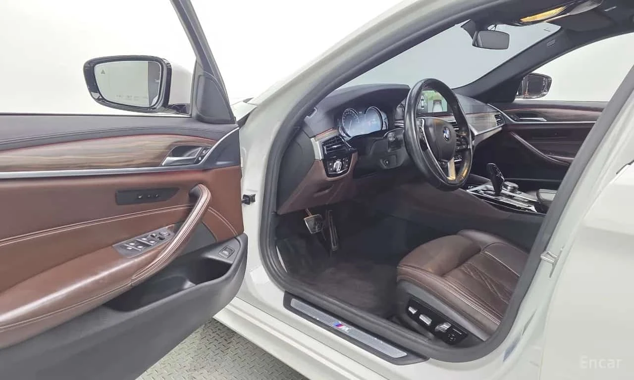 BMW 530 i M Sport Package Plus | ���������������  | Mobile.bg � ����������� 10