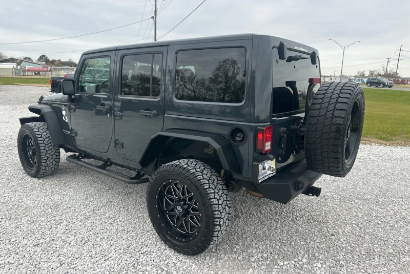 Jeep Wrangler, снимка 8 - Автомобили и джипове - 48724461